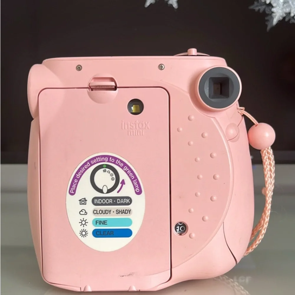 Fujifilm Instax Mini 7S Instant Camera - Soft Pink